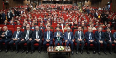 kocaelinin-teknoloji-vizyonu-sahneye-cikti-dijital-devrimi-iskalayan-tarihten-silinir-YhLdDwcK.jpg