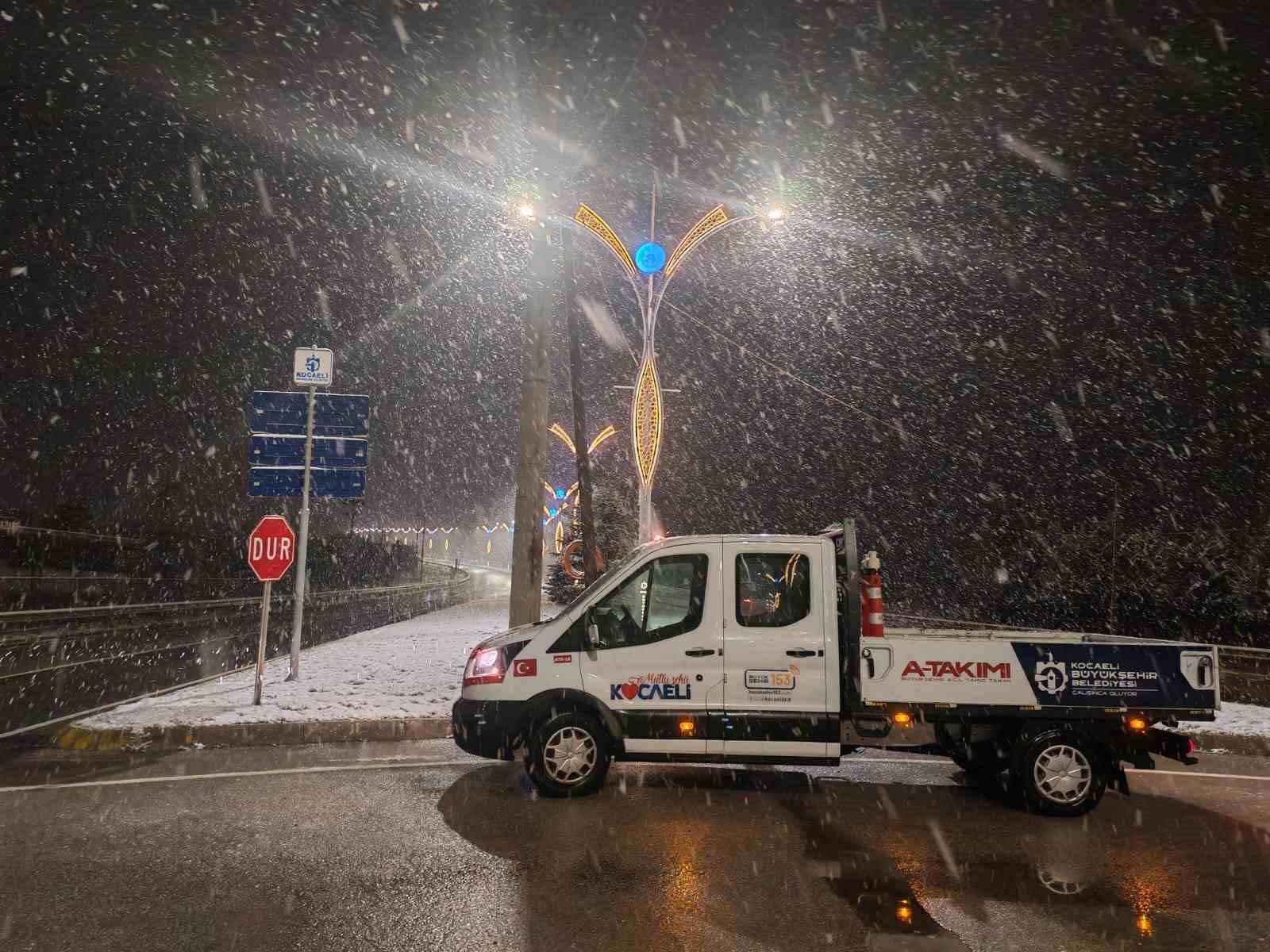 kocaelinin yuksek kesimlerinde kar etkili oldu 0
