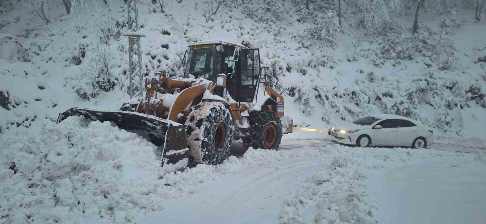 kocaelinin yuksek kesimlerinde kar etkili oldu 1
