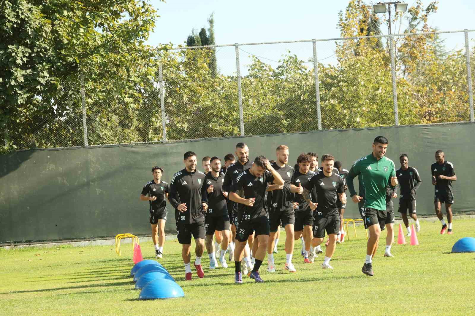 kocaelispor alanyaspor hazirliklarina basladi 3 jD2qEZSZ