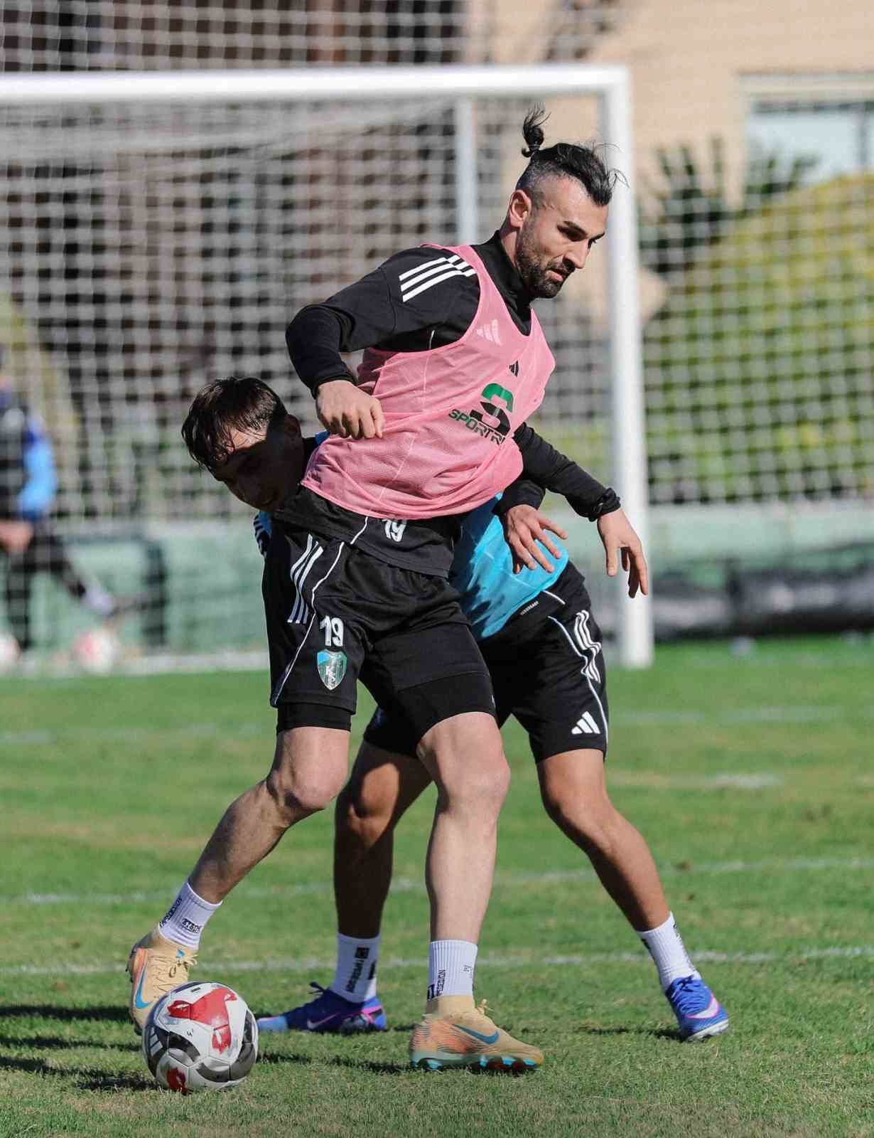 kocaelispor antalya kampini tamamladi 4 B7jYnysk