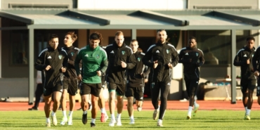 kocaelispor-besiktas-macinin-hazirliklarina-basladi-PnpRxqxw.jpg