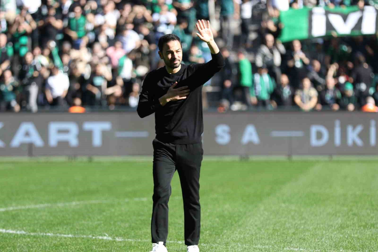 kocaelispor gaziantep fk macinda anlamli pankartlar 3 X7bAlOZm