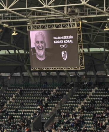 kocaelispor-gri-korayi-unutmadi-ZzRpsUZN.jpg