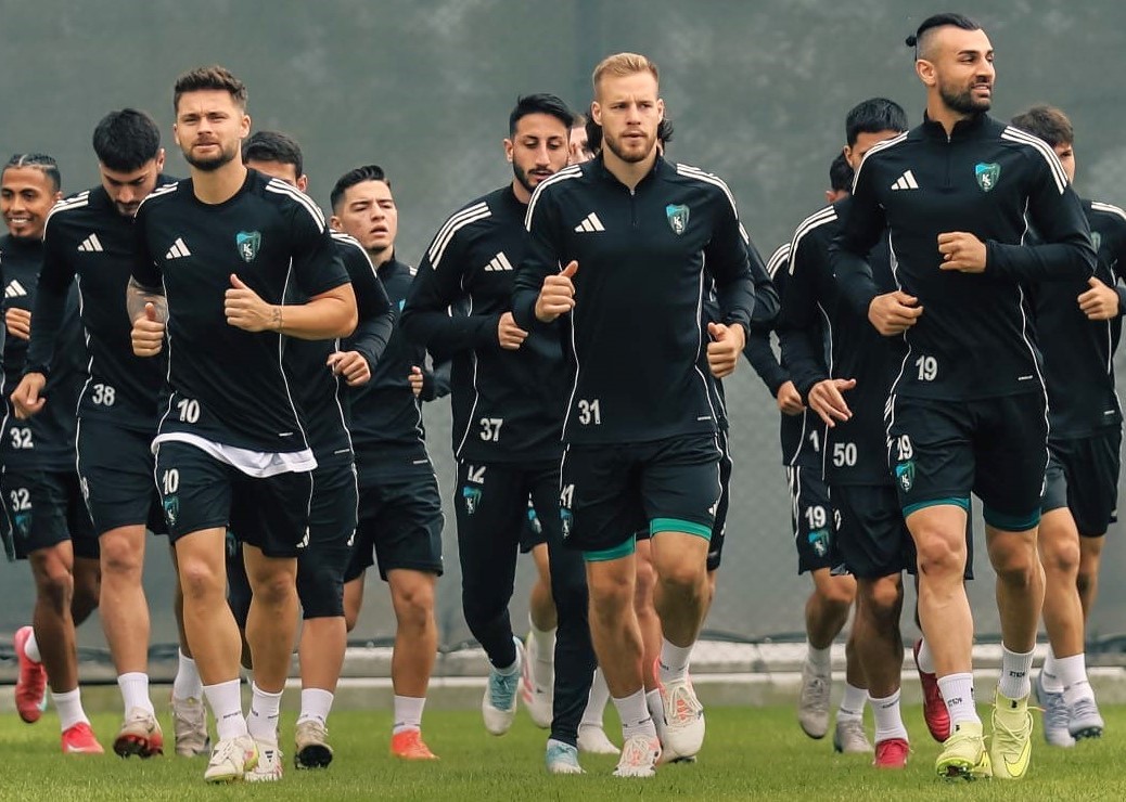 kocaelispor ile corendon alanyaspor ilk randevuda 0
