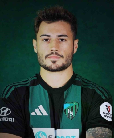 kocaelispor-mesut-can-tunali-ile-yollarini-ayirdi-dj2q2P5j.jpg