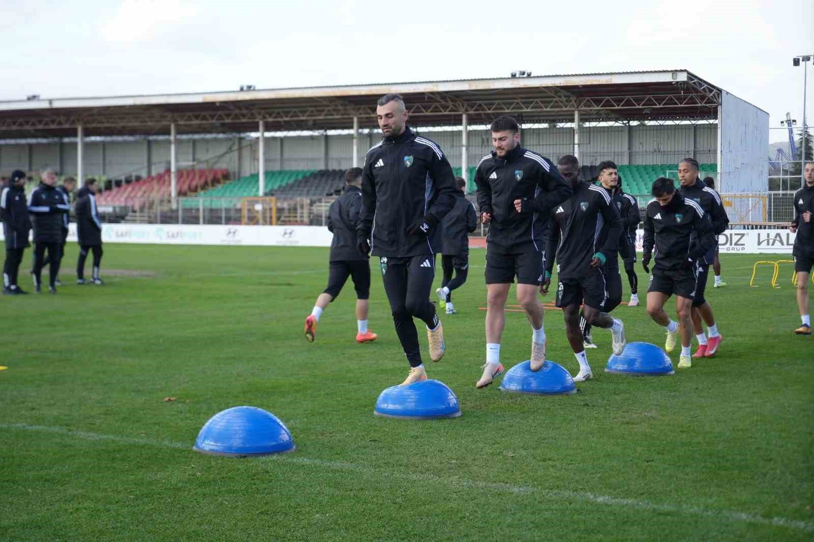 kocaelispor samsunspor maci hazirliklarina basladi 2