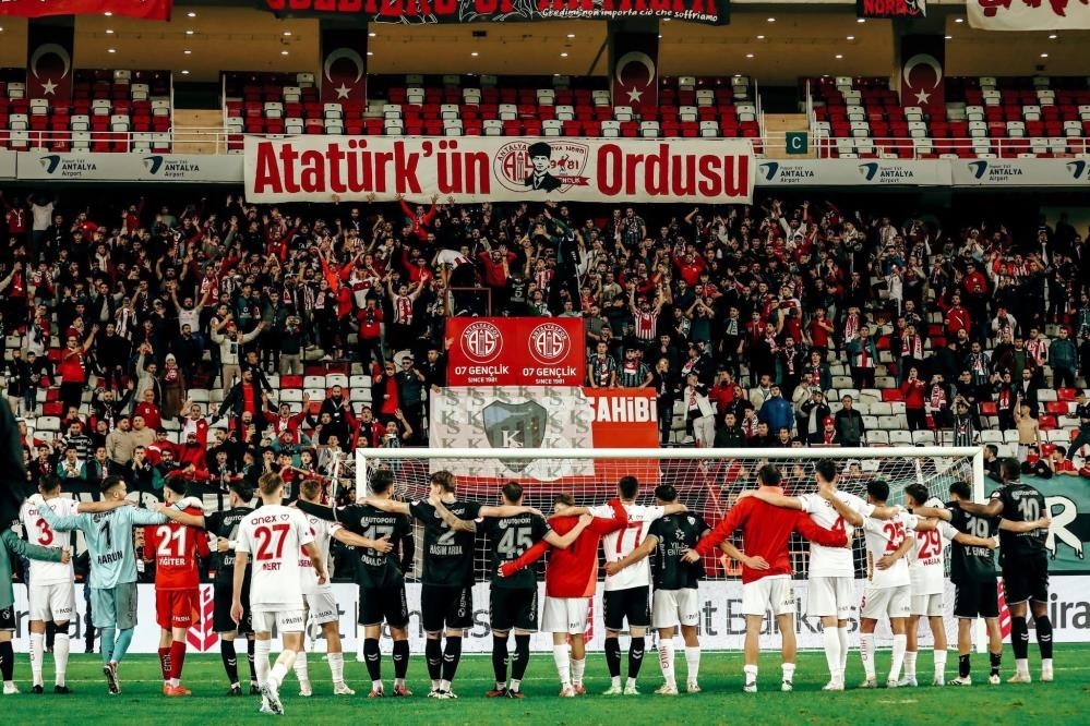 Kocaelispor, Süper Lig’de Antalyaspor’u konuk edecek 6 kocaelispor super ligde antalyasporu konuk edecek 2 gCGKCAKu