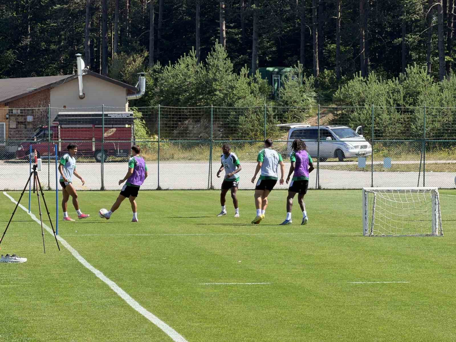 kocaelispor topuk yaylasinda yeni sezon hazirliklarini surduruyor 1 Dqe1YkhK