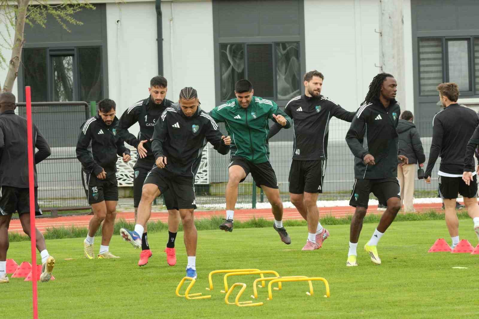 kocaelisporda galatasaray mesaisi basladi 4 Cc5g6nVl