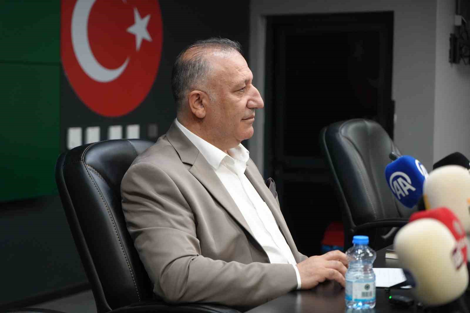kocaelisporda keita nonge ve churlinov icin ayrilik hazirligi 0 GmDrFuYD