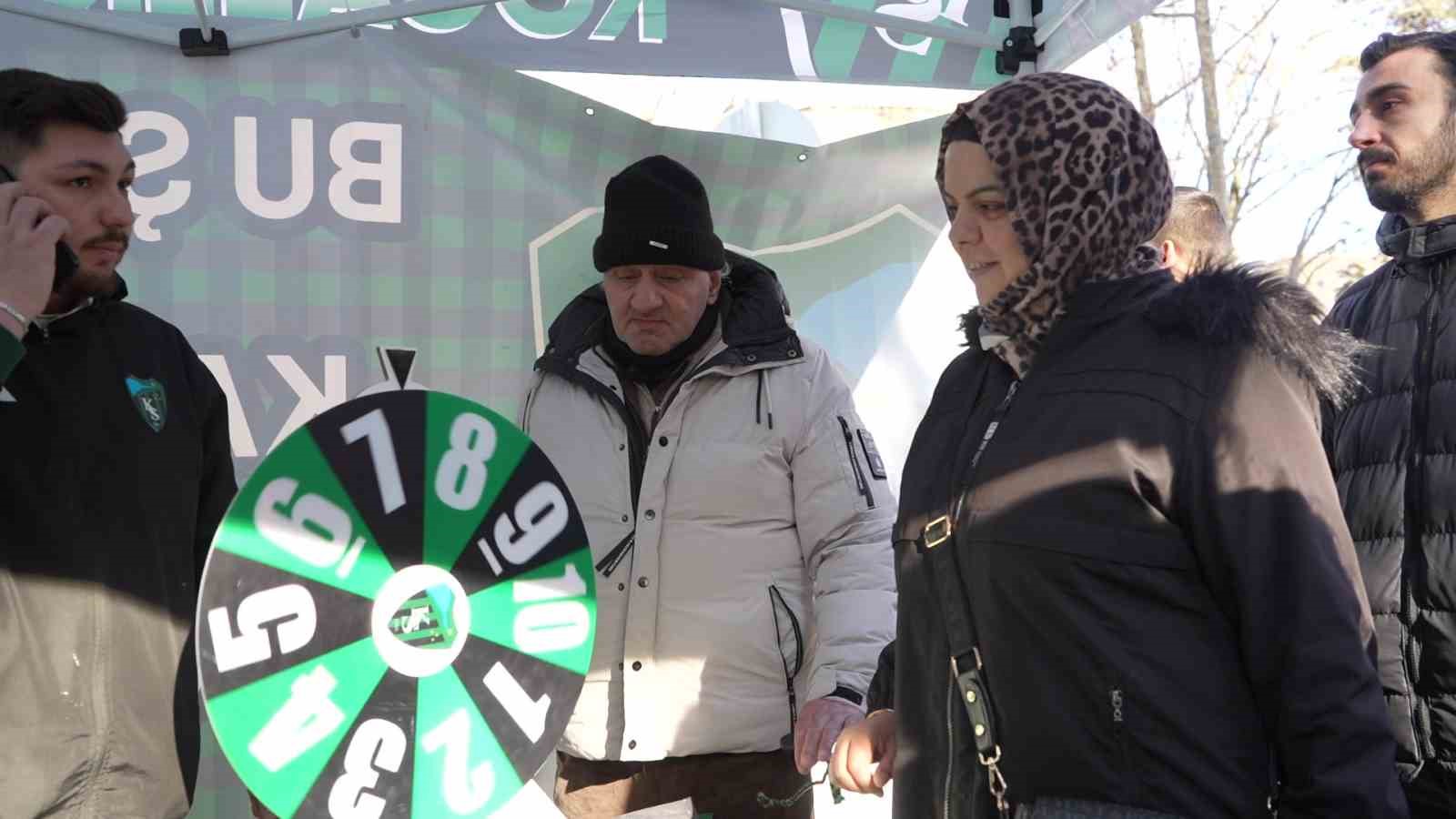 kocaelispordan kadinlar gununde hediye carki etkinligi 3 VhA5rA84