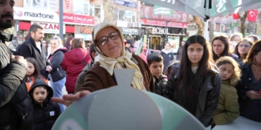 kocaelispordan-kadinlar-gununde-hediye-carki-etkinligi-sIDwdU8Y.jpg