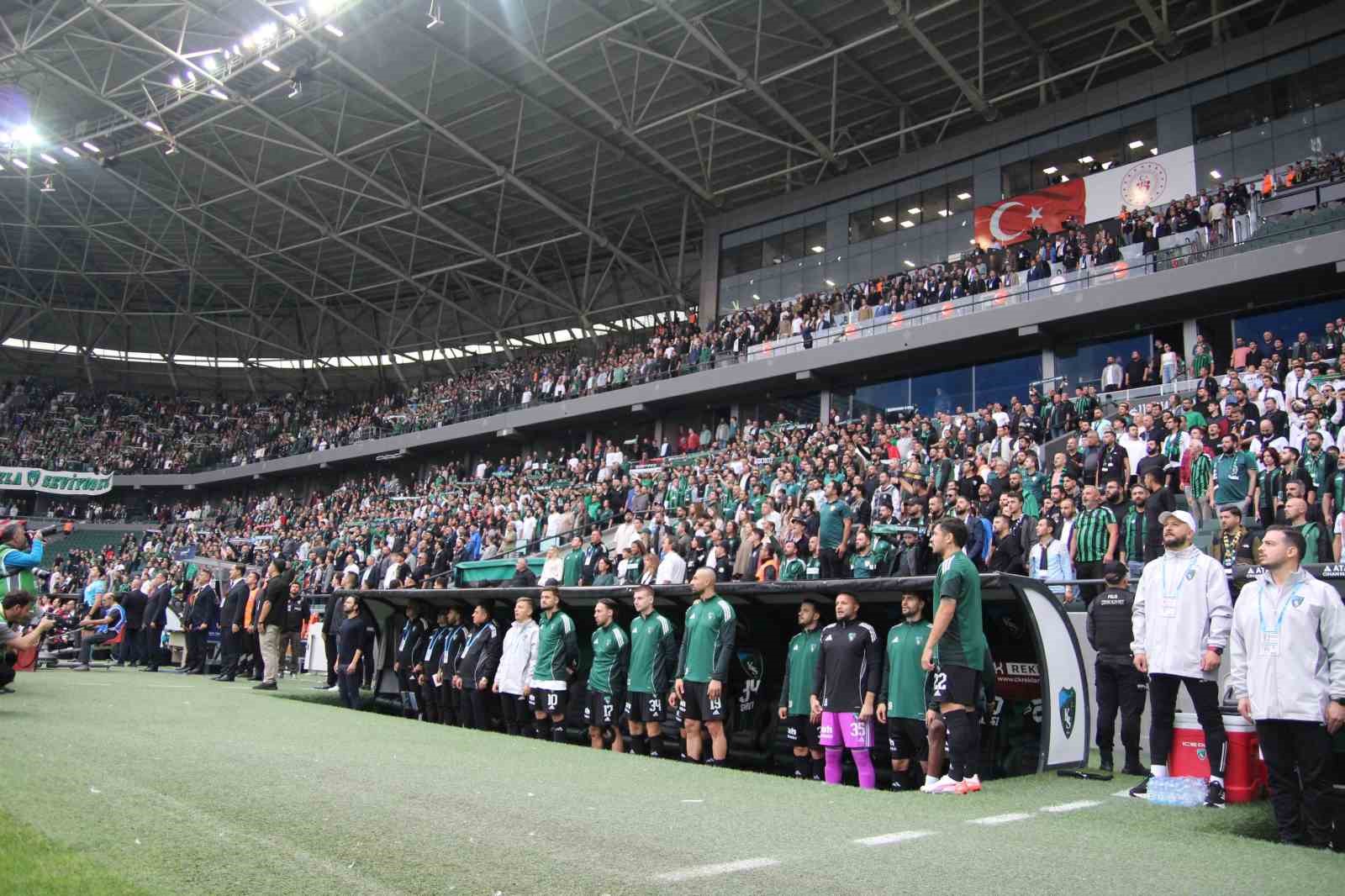 Kocaelispor’dan kombinelilere kazan-kazan çağrısı: "Gelmeyecekseniz bu maç biletinizi kulübe devredin" 6 kocaelispordan kombinelilere kazan kazan cagrisi gelmeyecekseniz bu mac biletinizi kulube devredin 2 iKLbHfOT