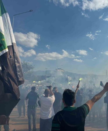 kocaelispordan-kombinelilere-kazan-kazan-cagrisi-gelmeyecekseniz-bu-mac-biletinizi-kulube-devredin-kppDIXHD.jpg