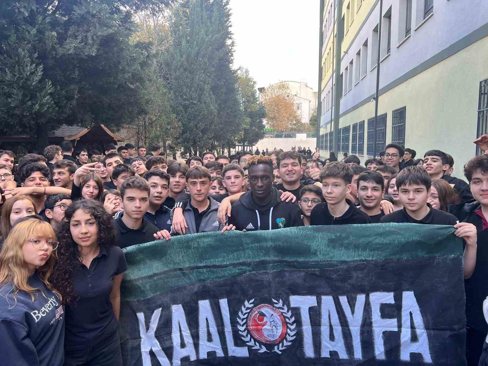 kocaelispordan ogretmenler gunu surprizi 2 P353qSKG