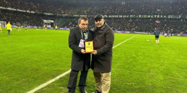 kocaelispordan-orhan-gorsene-ahde-vefa-UBInLIJx.jpg
