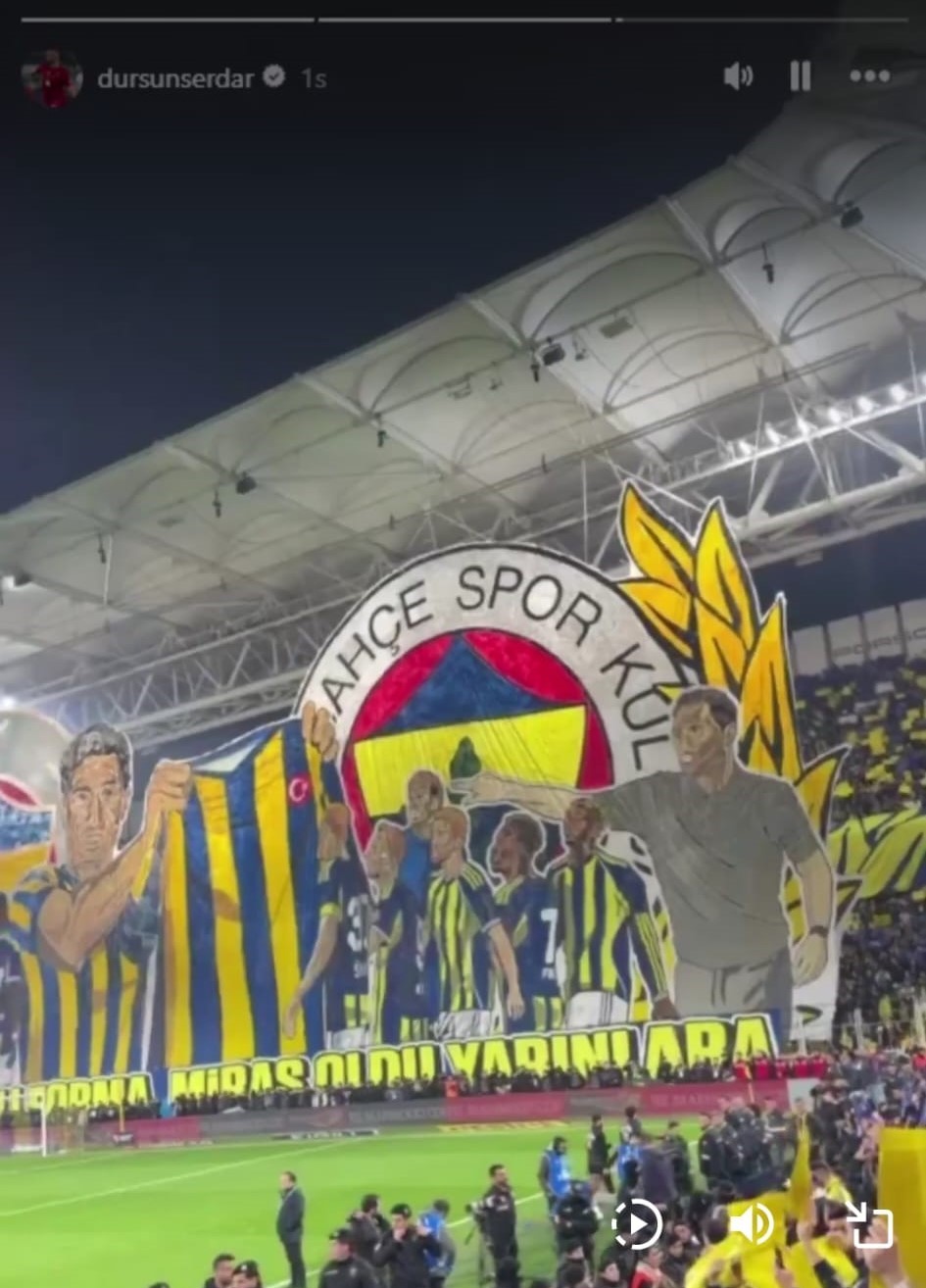 kocaelisporlu taraftarlardan serdar dursuna derbi tepkisi 1 TtHiWhlL