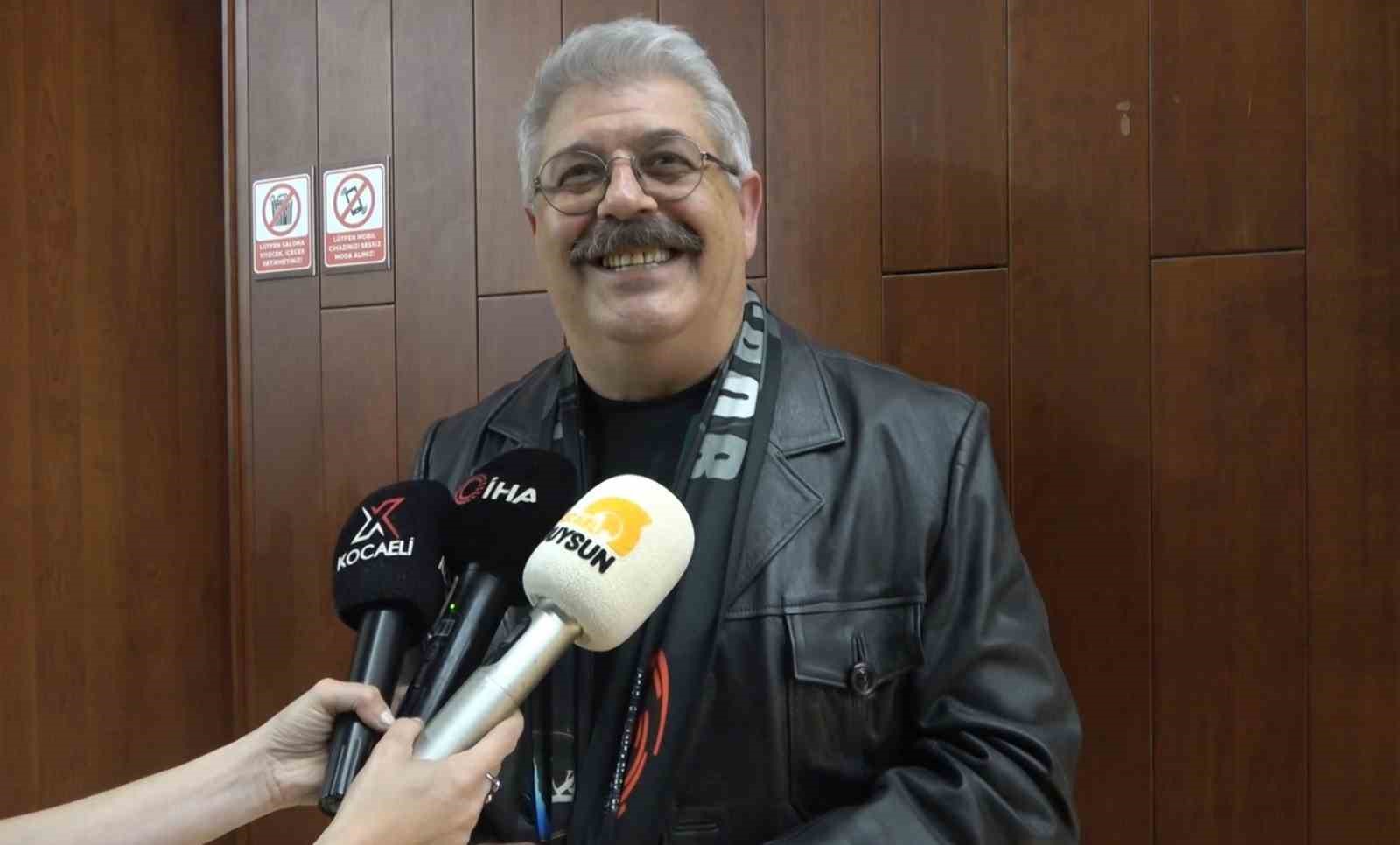 kocaelisporun 60 yilinda efsane forma tiyatro oyunu sahnelendi 8 hGWfD6qc