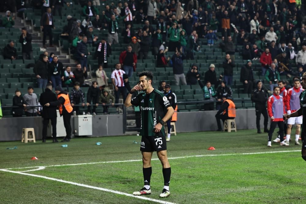 kocaelisporun ilk yari karnesi 8