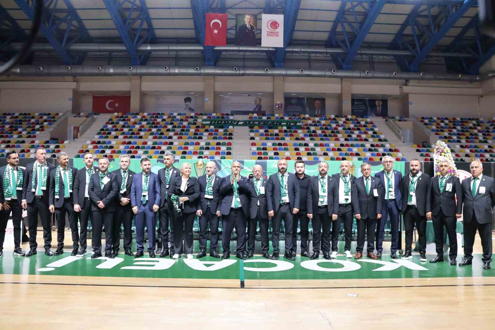 kocaelisporun yonetiminde 7 isim degisti 1 9MT87pbF