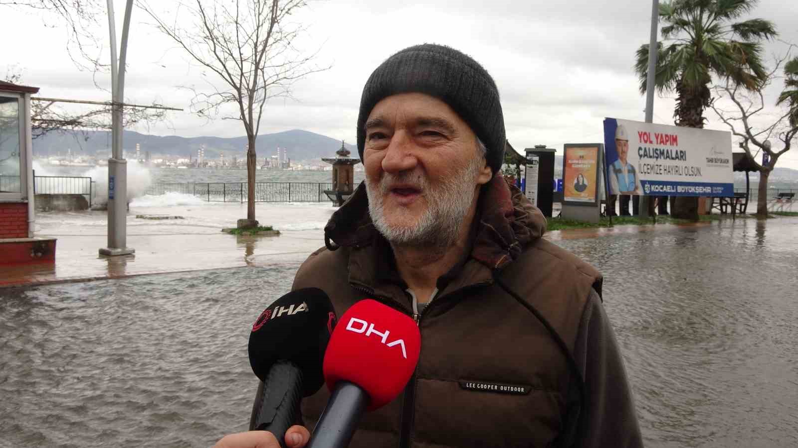 kocaeliyi lodos vurdu yollar gole dondu 12 qgIKyXhP
