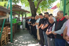 kocasinin-oldurdugu-aslihan-ogretmen-ve-babasi-topraga-verildi-WvJg63m2.jpg
