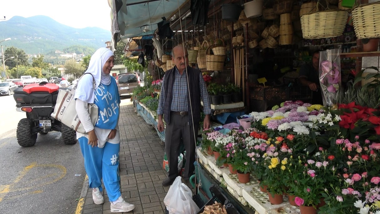 kocasinin yasam tarzindan etkilenen alman jessica musluman oldu 1 LT1J9hY8
