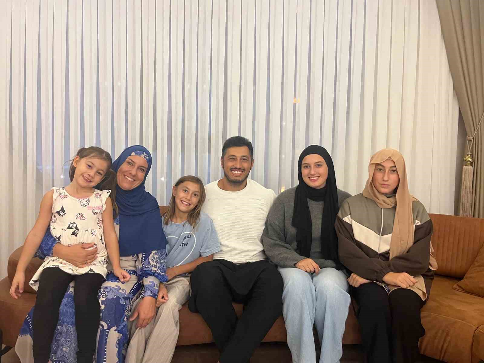 kocasinin yasam tarzindan etkilenen alman jessica musluman oldu 4 OKLXvN8F