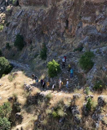 kokartli-rehberler-541-kilometrelik-kral-yolu-rotasini-gezdi-1ETHppxF.jpg