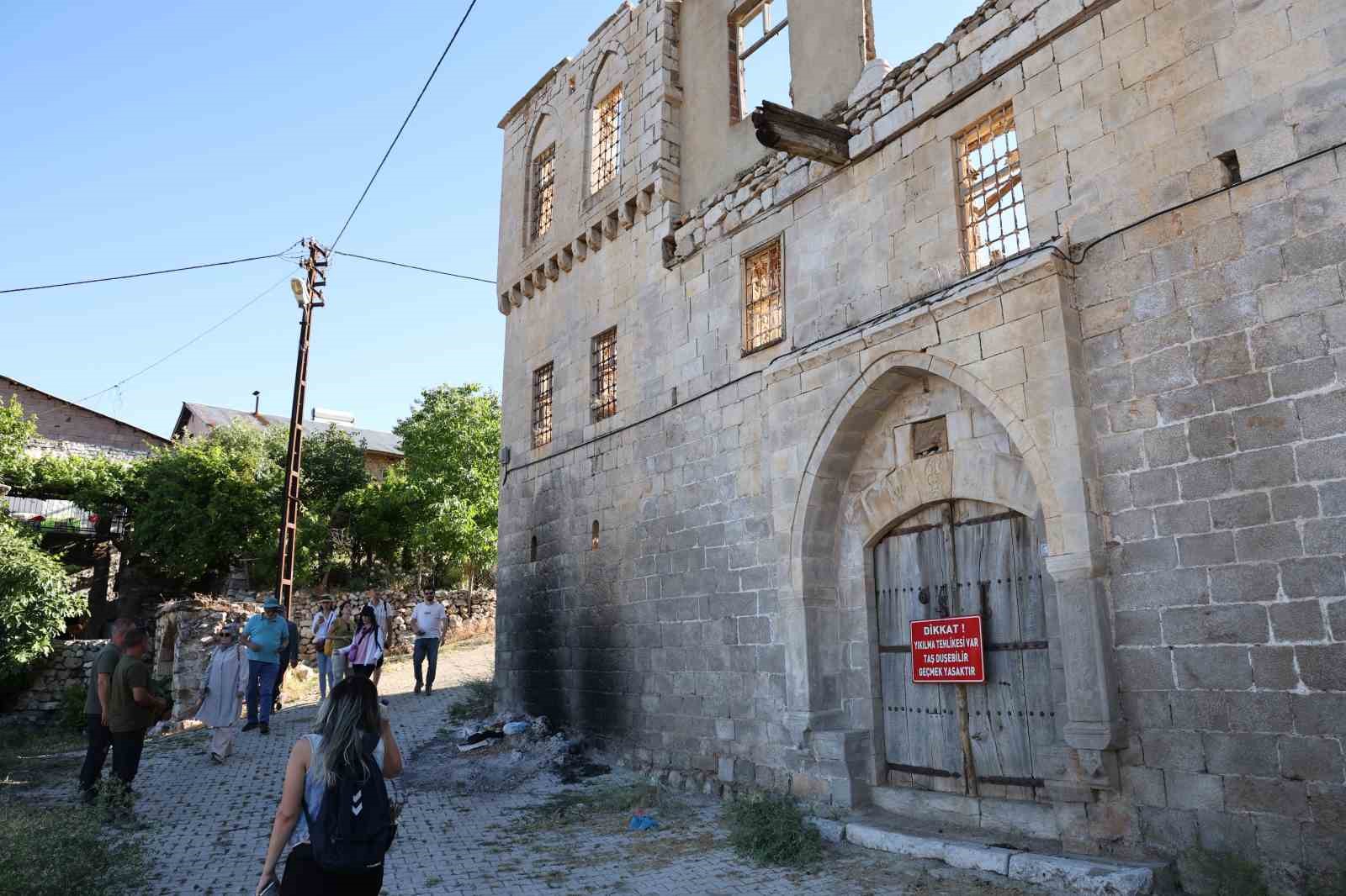 kokartli rehberler 541 kilometrelik kral yolu rotasini gezdi 7 OSCUNqTM