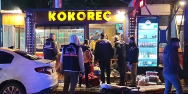 kokoreccideki-cinayet-ani-kamerada-polis-zanlilari-3-saat-gecmeden-yakaladi-KjL414NM.jpg