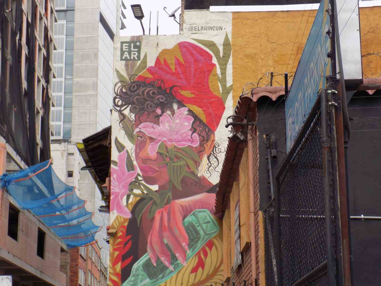 kolombiyada grafitiler sehrin kimligini gozler onune seriyor 6 zjYFDb7O