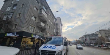 kolondan-ses-geliyor-ihbari-ekipleri-alarma-gecirdi-ePgeC5df.jpg