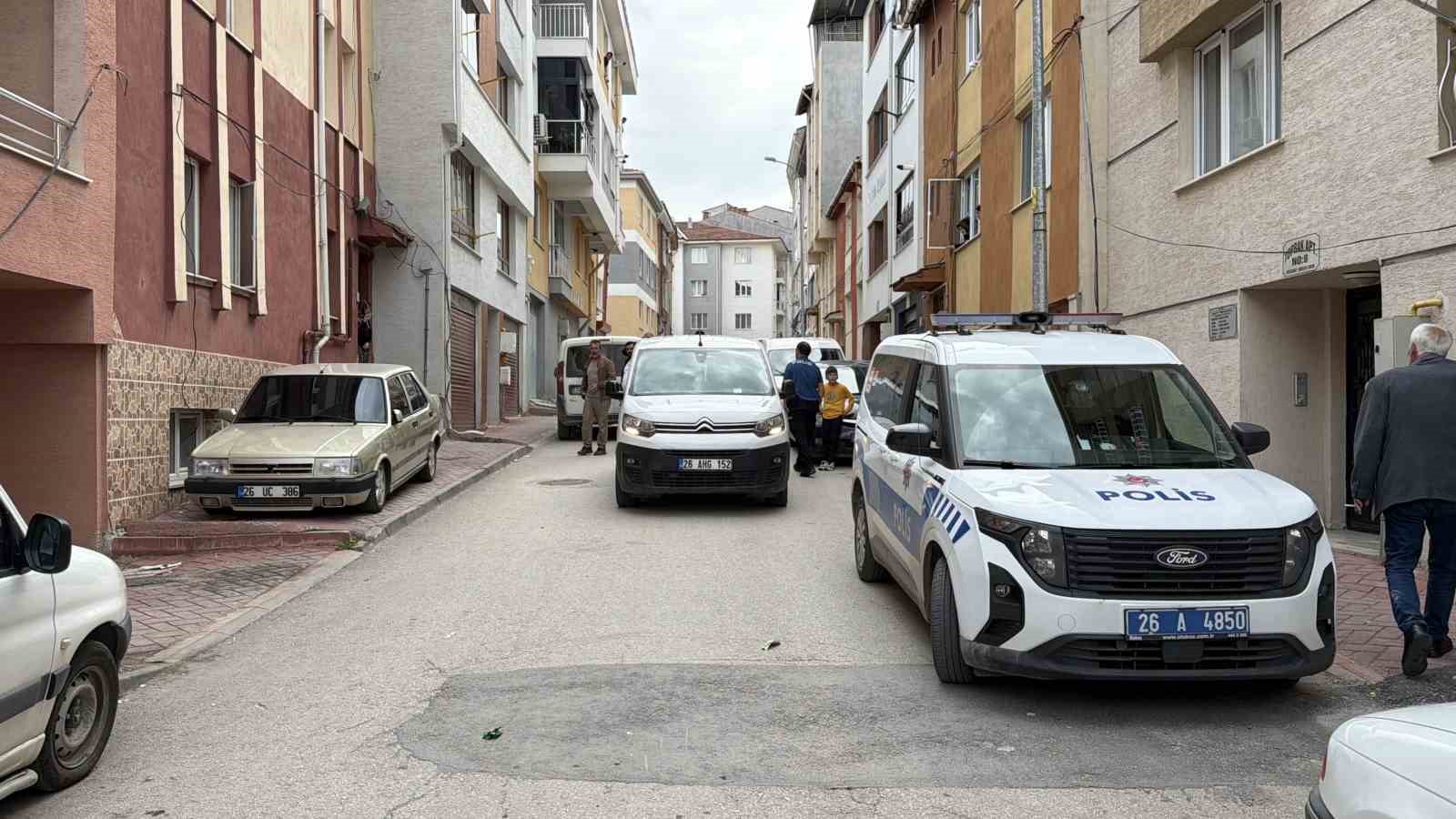 kombi bakimi icin gittigi evde kabusu yasadi tartisma sonrasi darbedildi 0