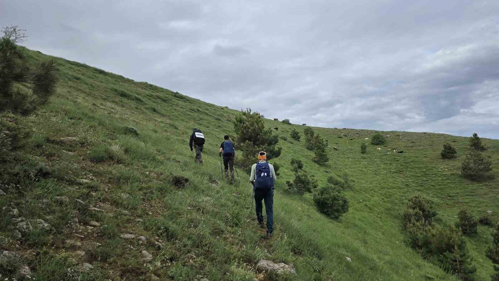 komsu iki il zirvede birlesti en yuksek yere turk bayragi dikti 3 95af8Usk