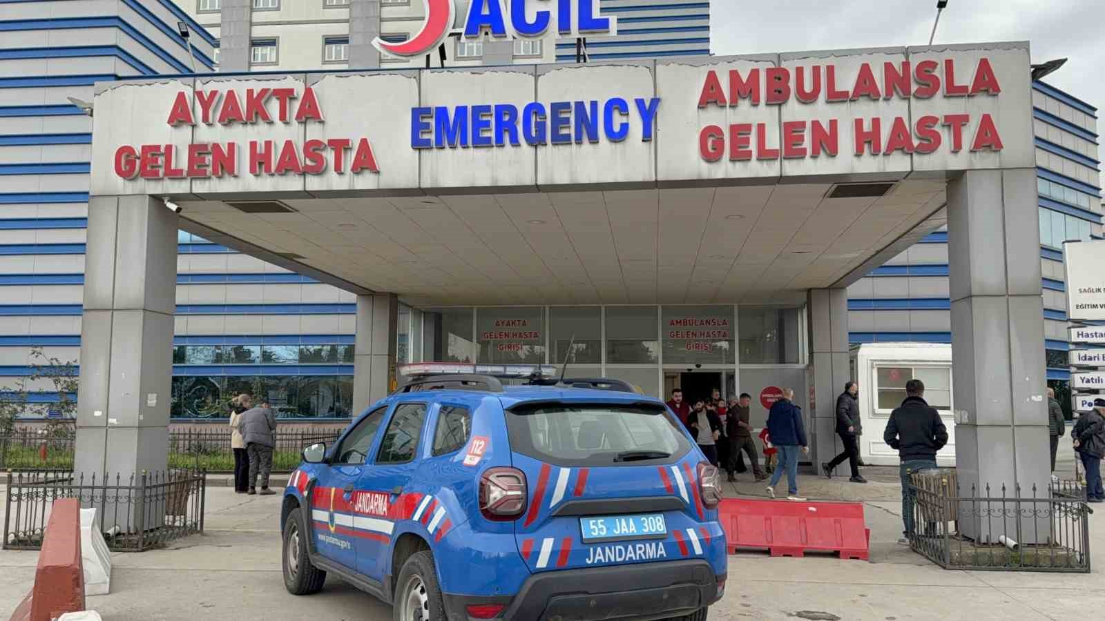 komsularin gurultu kavgasi kanli bitti 2 yarali 0 VglhCSO3