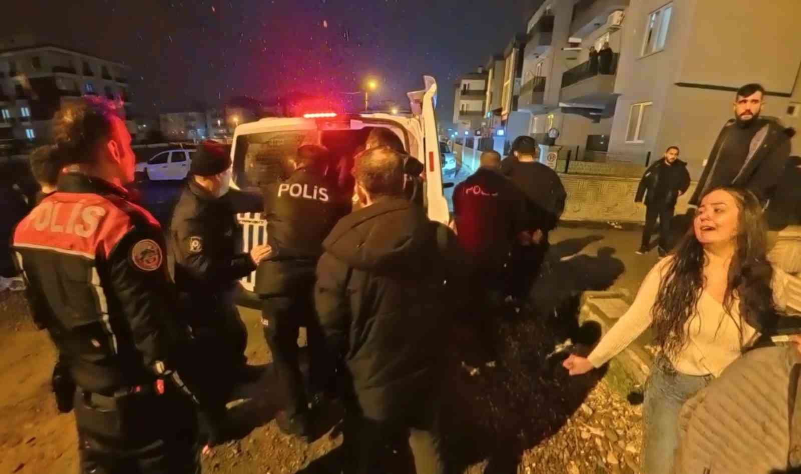 komsularin gurultu tartismasi tabanca ve bicakli kavgaya donustu 7 gozalti 0 aYlMYGZd