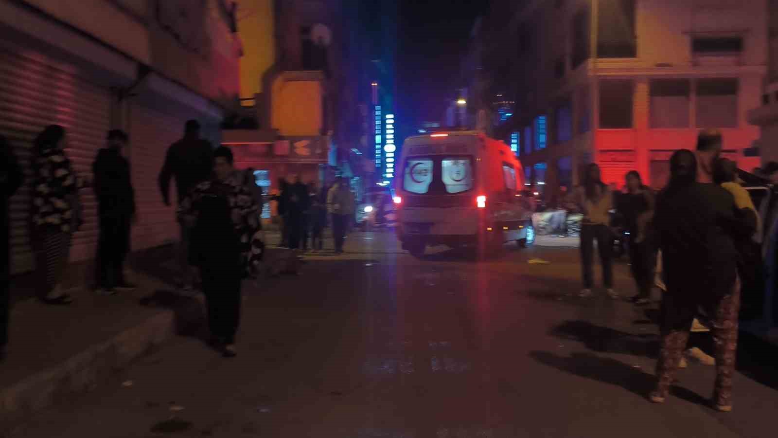 Komşuların tartışması silahlı kavgaya dönüştü: 2 yaralı 9 komsularin tartismasi silahli kavgaya donustu 2 yarali 5 4fOvmRTa