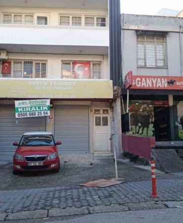 komsusunu-sokak-ortasinda-vurup-agir-yaraladi-sDIxPj4y.jpg