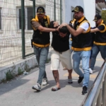 komsusunun-evine-kursun-yagdiran-supheli-500-saatlik-kamera-incelemesiyle-yakalandi-dcB4WpU8.jpg