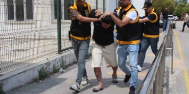 komsusunun-evine-kursun-yagdiran-supheli-500-saatlik-kamera-incelemesiyle-yakalandi-dcB4WpU8.jpg