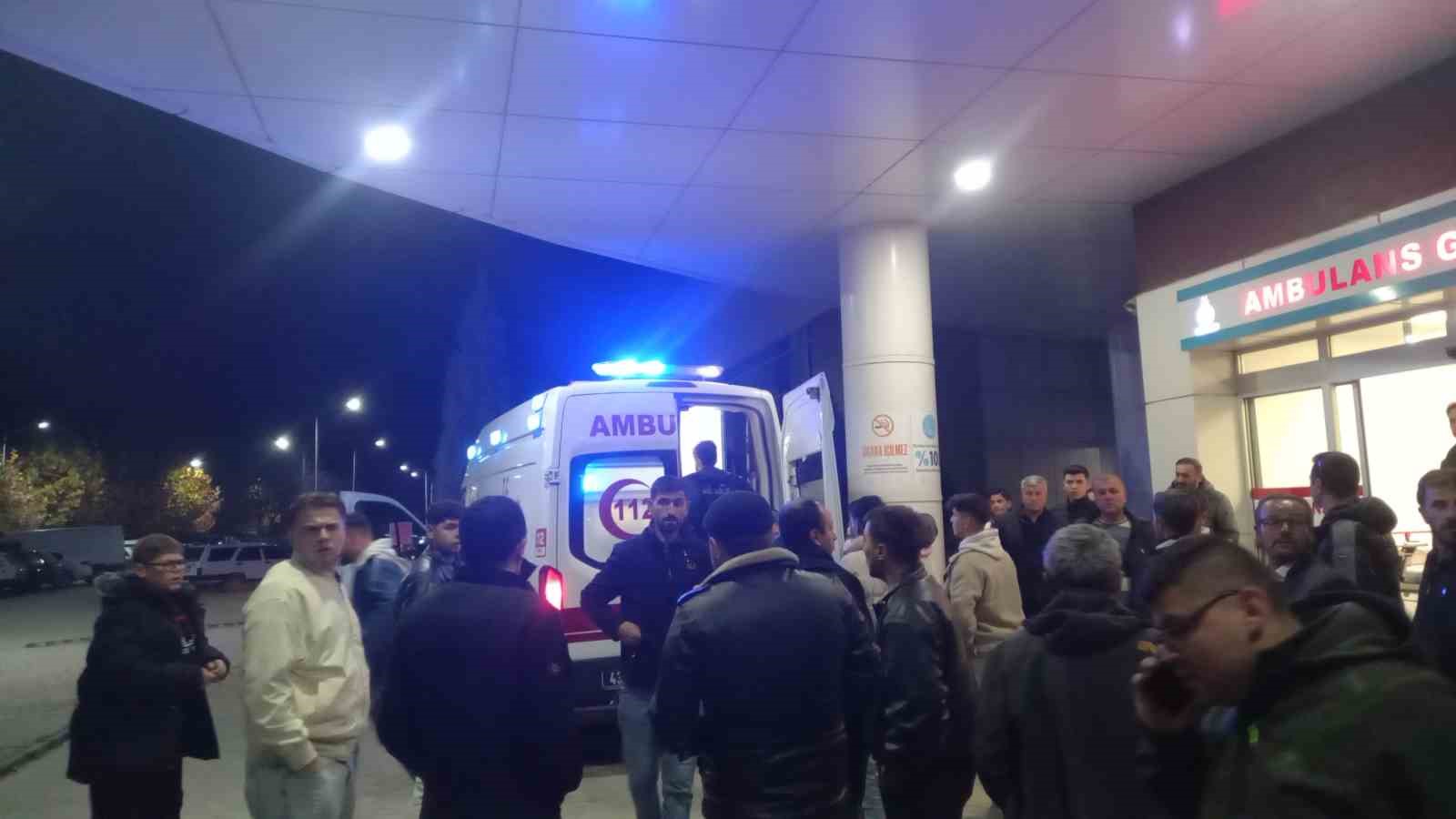 komur ocaginda karbonmonotsit zehirlenmesi 7 isci hastaneye kaldirildi 1 kCy2Gvkn