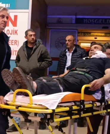 komurleri-indirirken-yuzune-demir-saplandi-U8icd2qJ.jpg