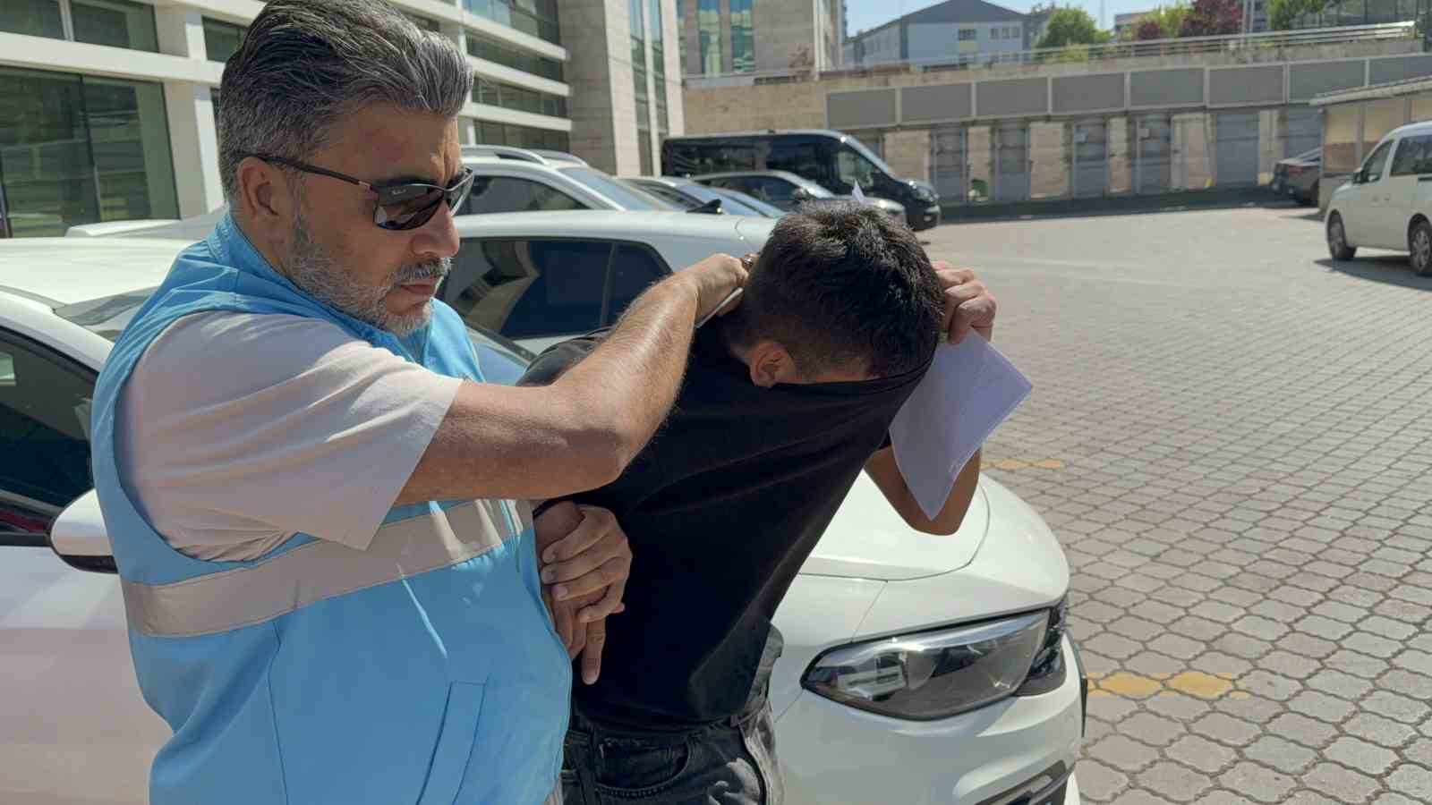 konserdeki bicakli saldirida yeni gelisme sucunu itiraf eden cocuk tutuklandi 1 ehedzJCK