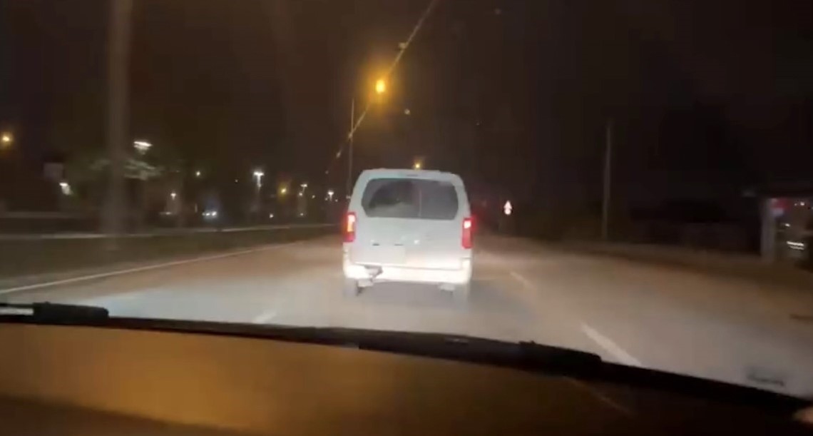 kontakta anahtari gorup gozlerine inanamadilar kargo aracini caldilar 1 Z9rIlVUP