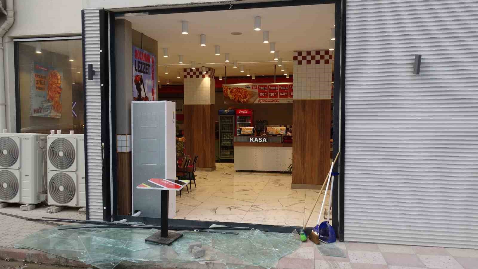 kontrolden cikan arac donerciye girdi 2 pUpng5Bu