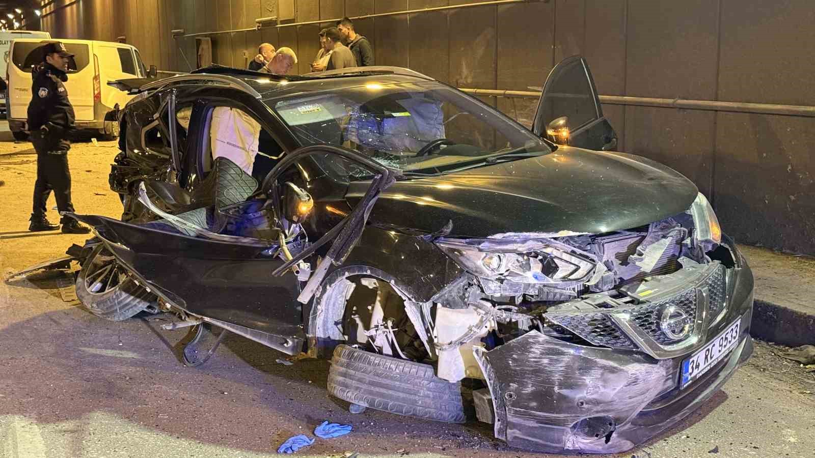 kontrolden cikan cip hafif ticari aracla carpisti 2 olu 1 yarali 3 TvDOC13i