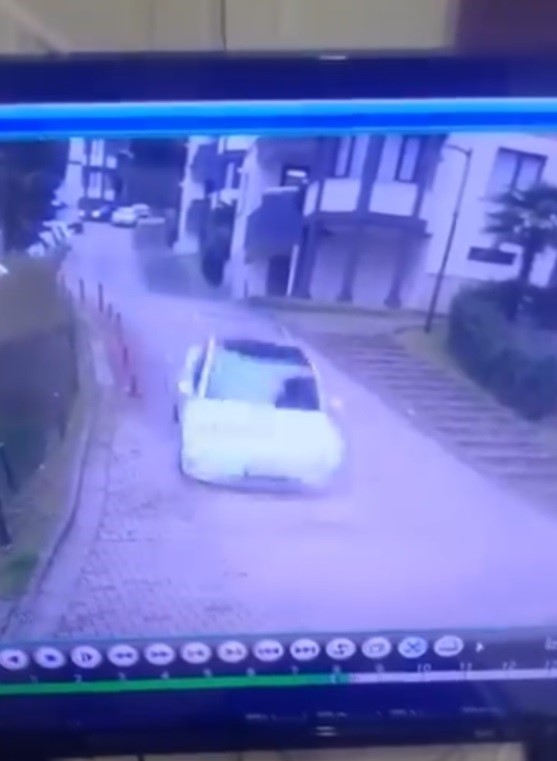 kontrolden cikan elektrikli arac otoparki savas alanina cevirdi 1 2wEJWACa