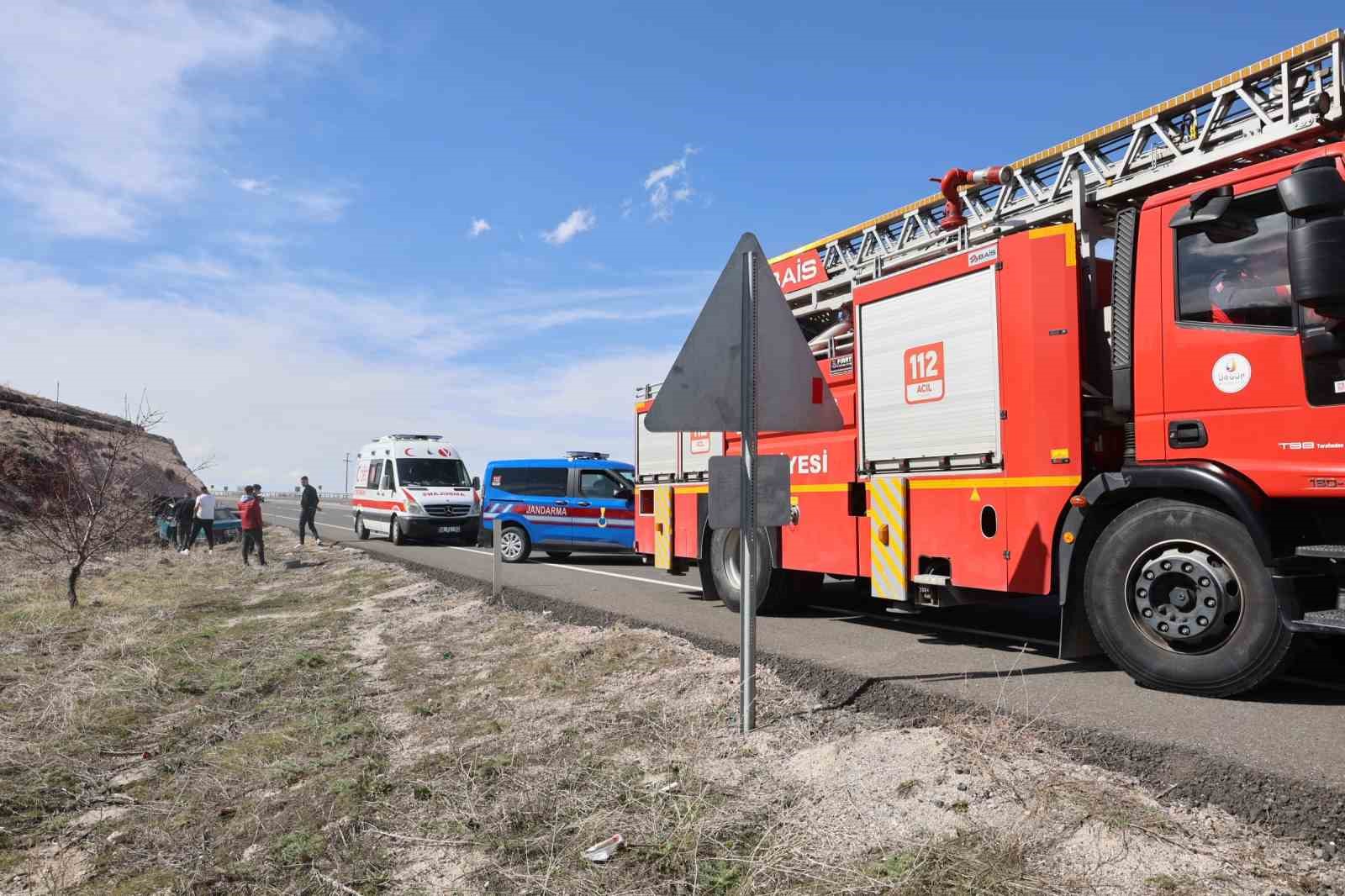 kontrolden cikan fiat tofas otomobil karsi seride gecti 1 yarali 4 BNwIIWcJ